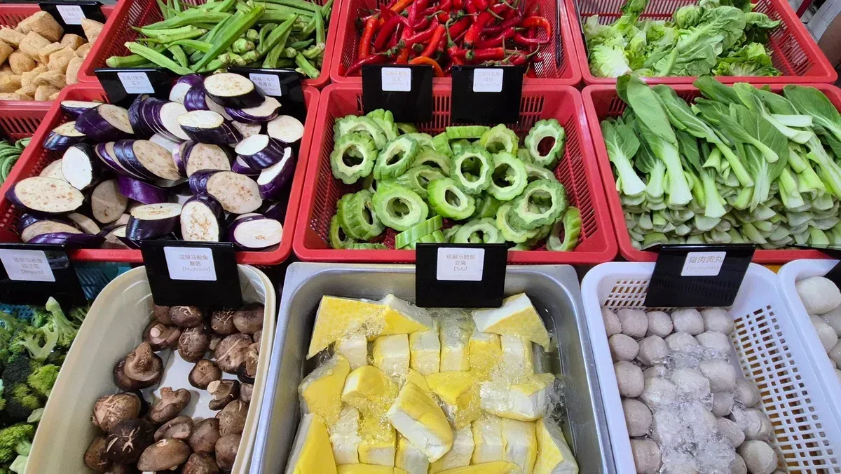 RESTORAN YONG TAU FU LIM KEE — signature dish
