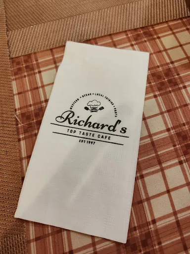 Richard's Top Taste Cafe — signage