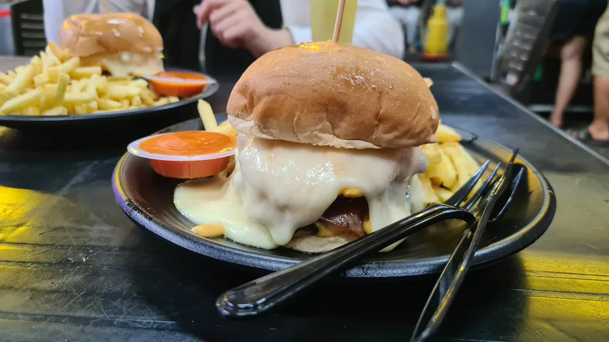 Rockstarz Burger — signature dish