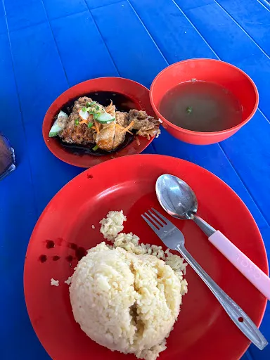 Rosli Nasi Ayam Corner — dish