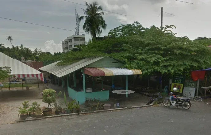Roti Canai Istimewa Aziz — storefront