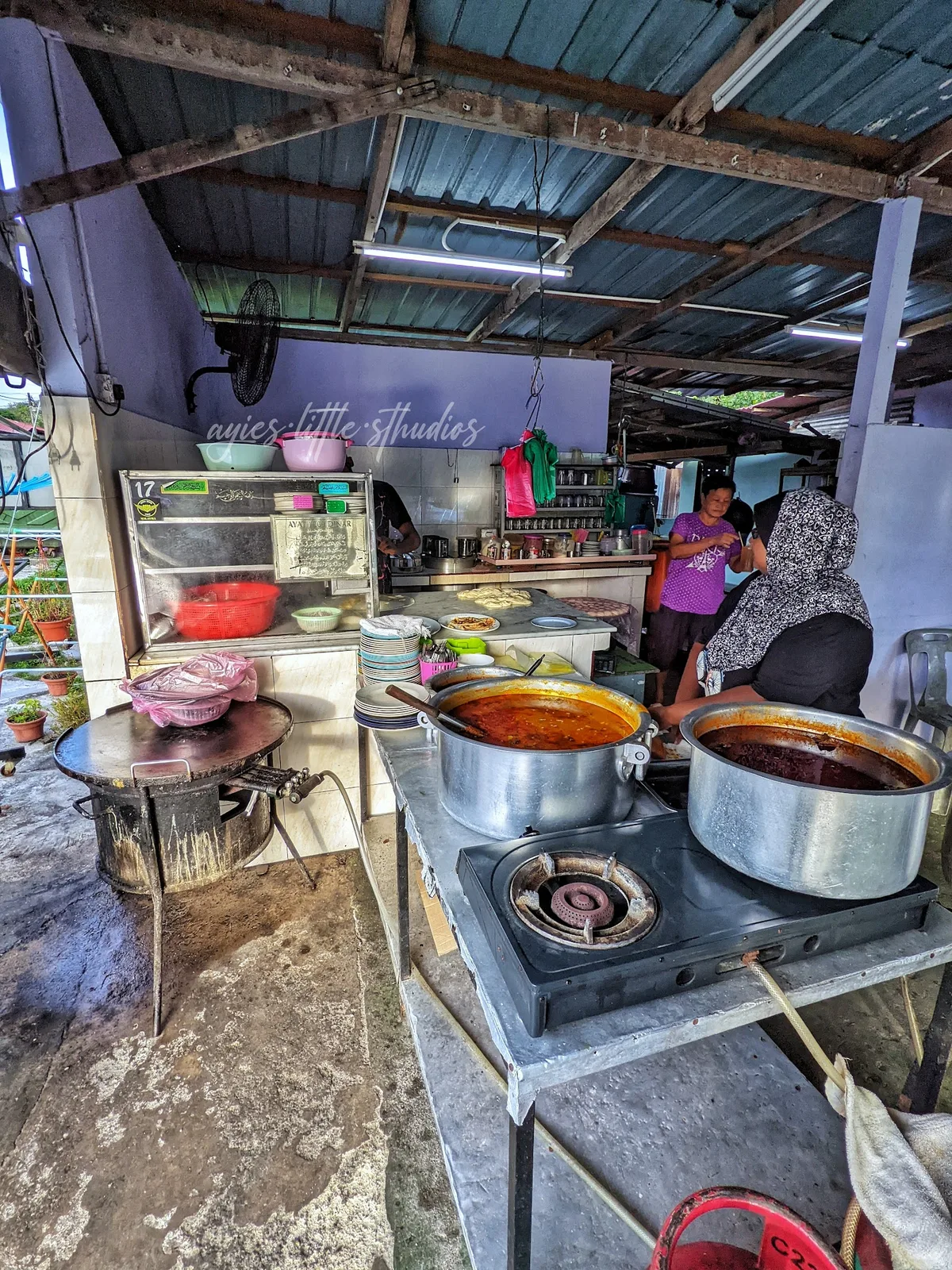 Sajidah Cafe (Roti Canai) — interior