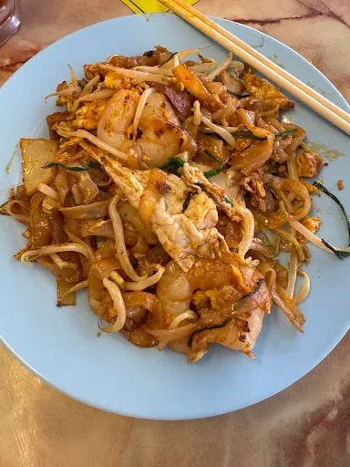 Seeni Mee Sotong (Sri Weld Food Court) — dish