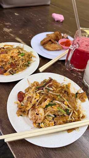 Siam Road Charcoal Char Koay Teow — signature dish