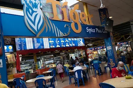 Spice Pisa Cafe Lam Mee — interior