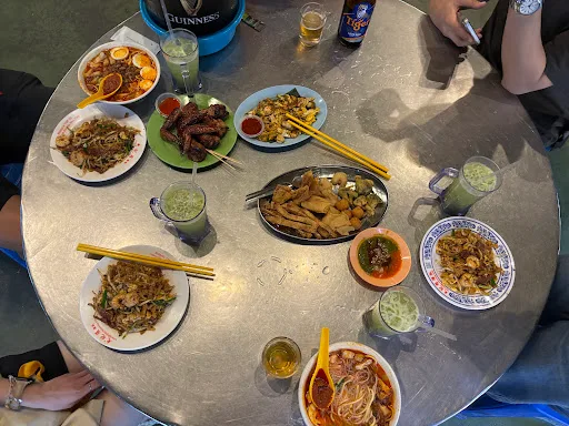 Spice Pisa Cafe Lam Mee — signature dish