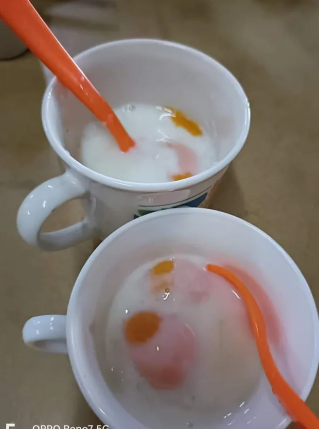 Half-boiled eggs
