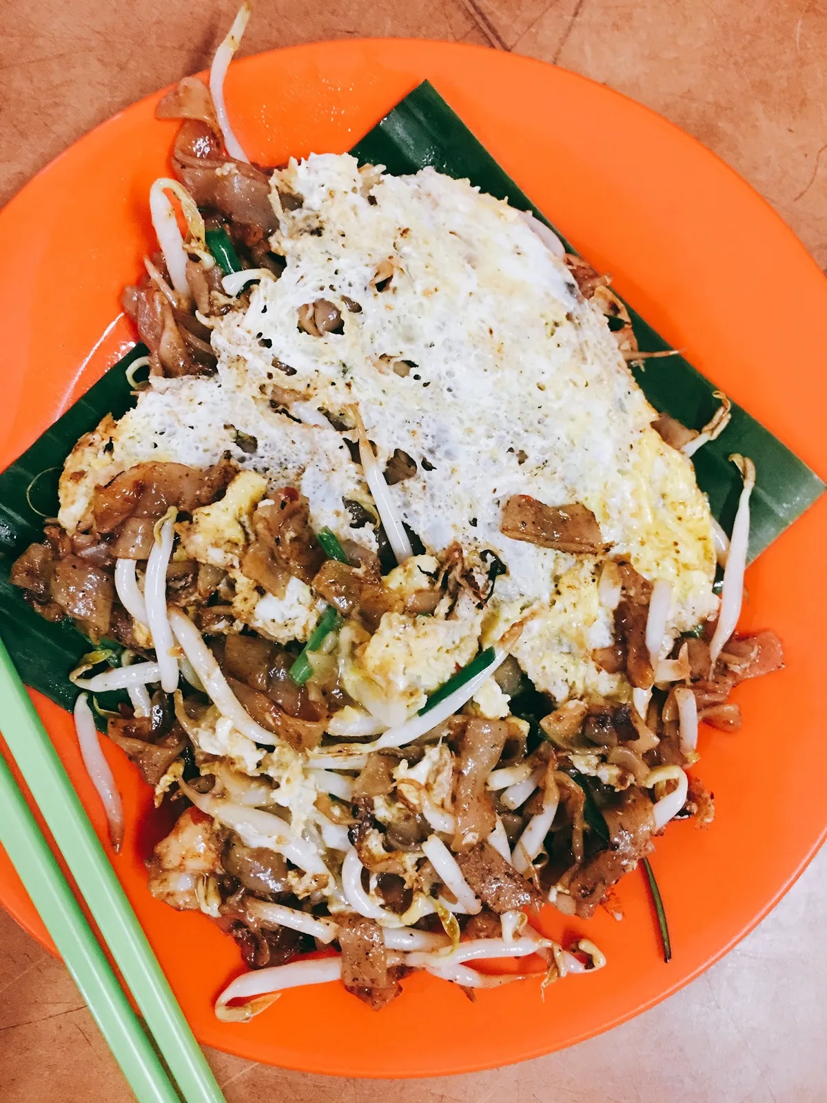 Char koay teow on banana leaf