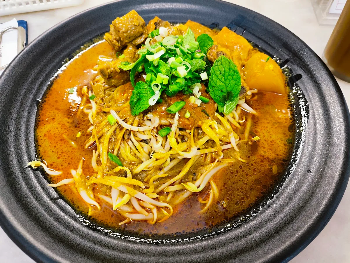 Sun Heng Coffee Shop (curry mee stall) — signature dish