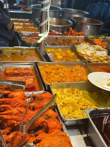 Sup Dawood — signature dish