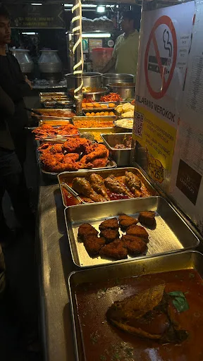 Sup Dawood — signature dish