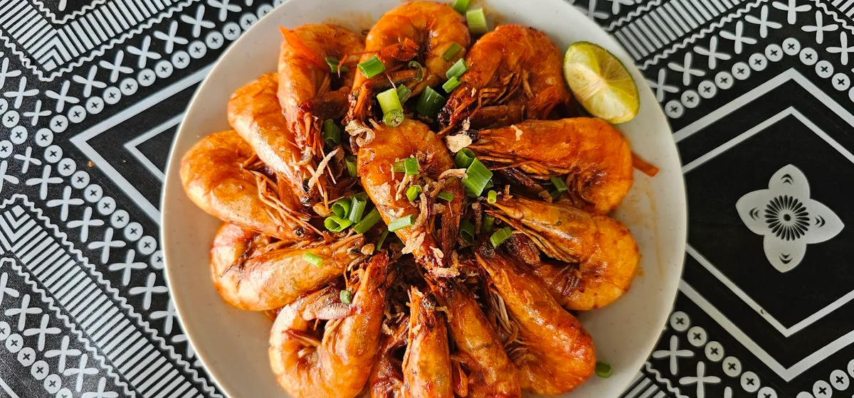 Plate of fried prawns