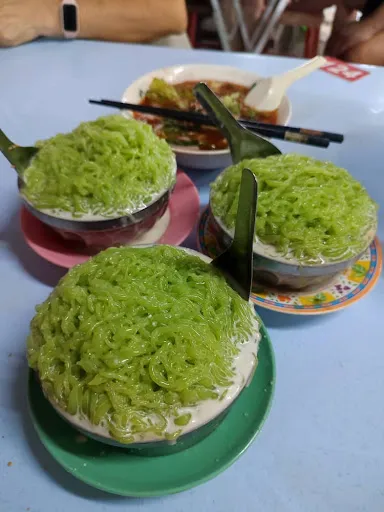 Taman Dedap Laksa, Cendol, Ais Kacang — dish