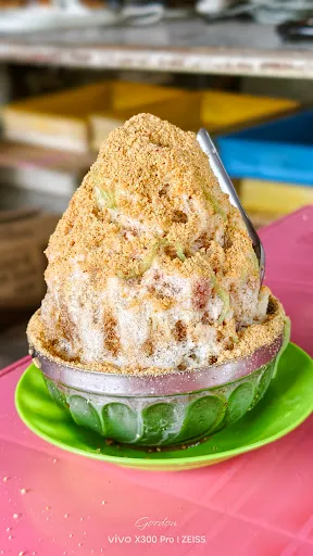 Taman Dedap Laksa, Cendol, Ais Kacang — dish