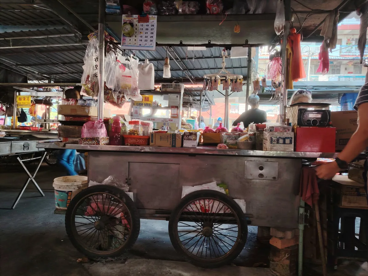 Taman Free School Market Pancake — interior
