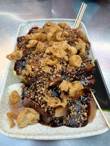 Tan Swee Hoe Rojak — signature dish