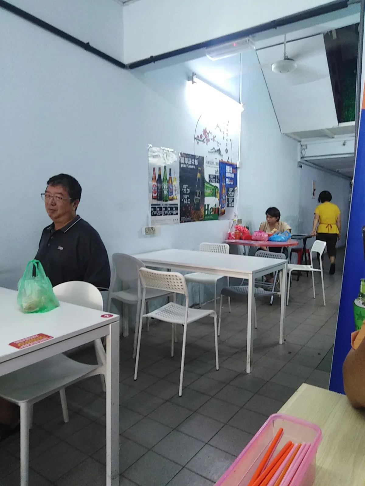 TeoChew Duck Meat Koay Teow Soup — interior