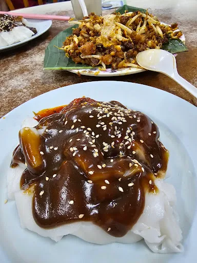 Teoh Guan Hup Coffee Shop 3 Egg Char Koay Kak — dish