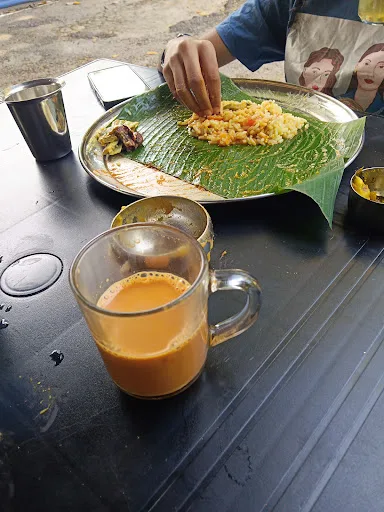 THE GARDEN BANANA LEAF — signature dish