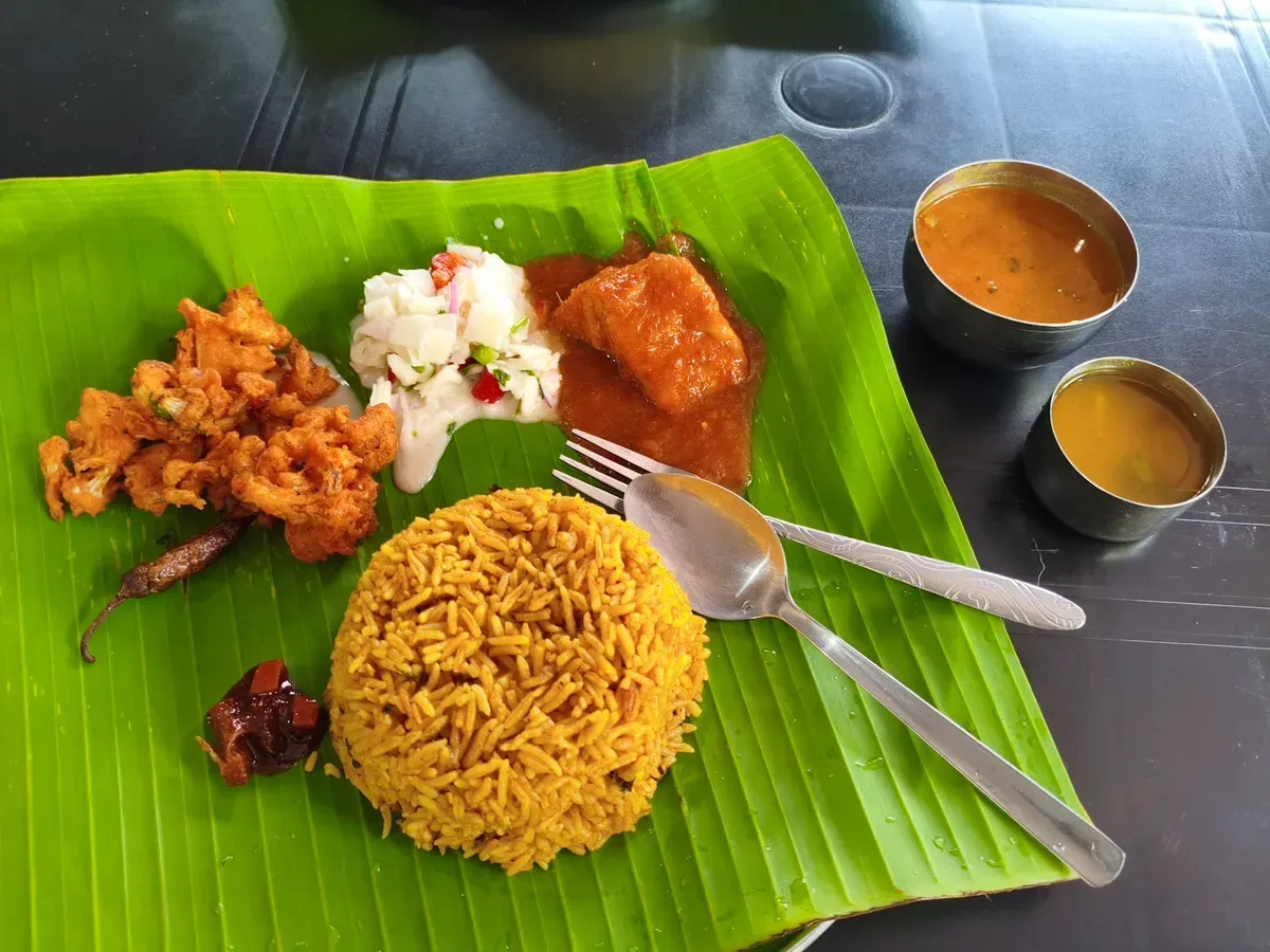 THE GARDEN BANANA LEAF — signature dish