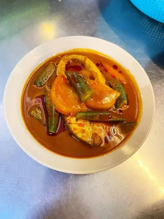 The Myth Curry Fish Head