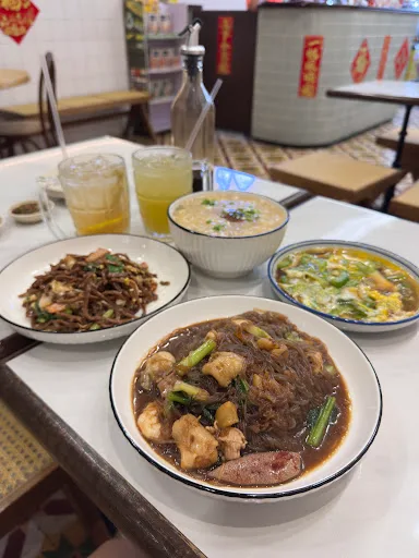 Thum Kee Char Hor Fun — signature dish