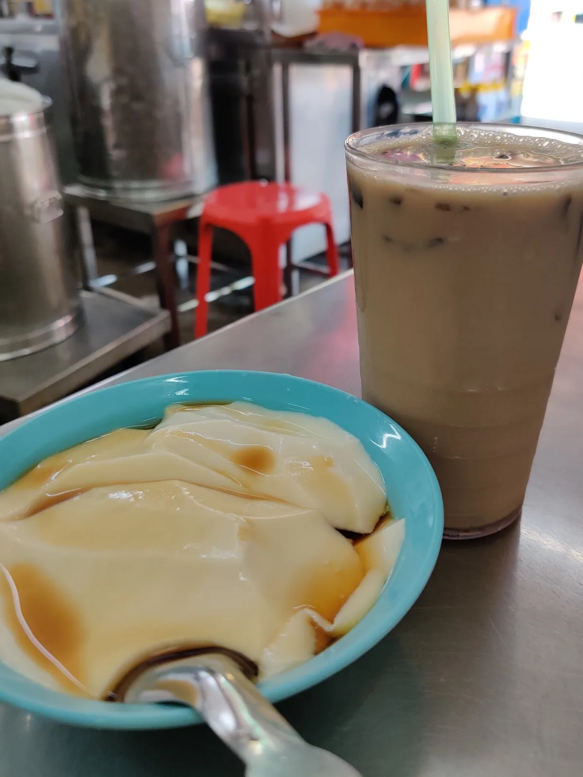 Tau fu fa and soy milk
