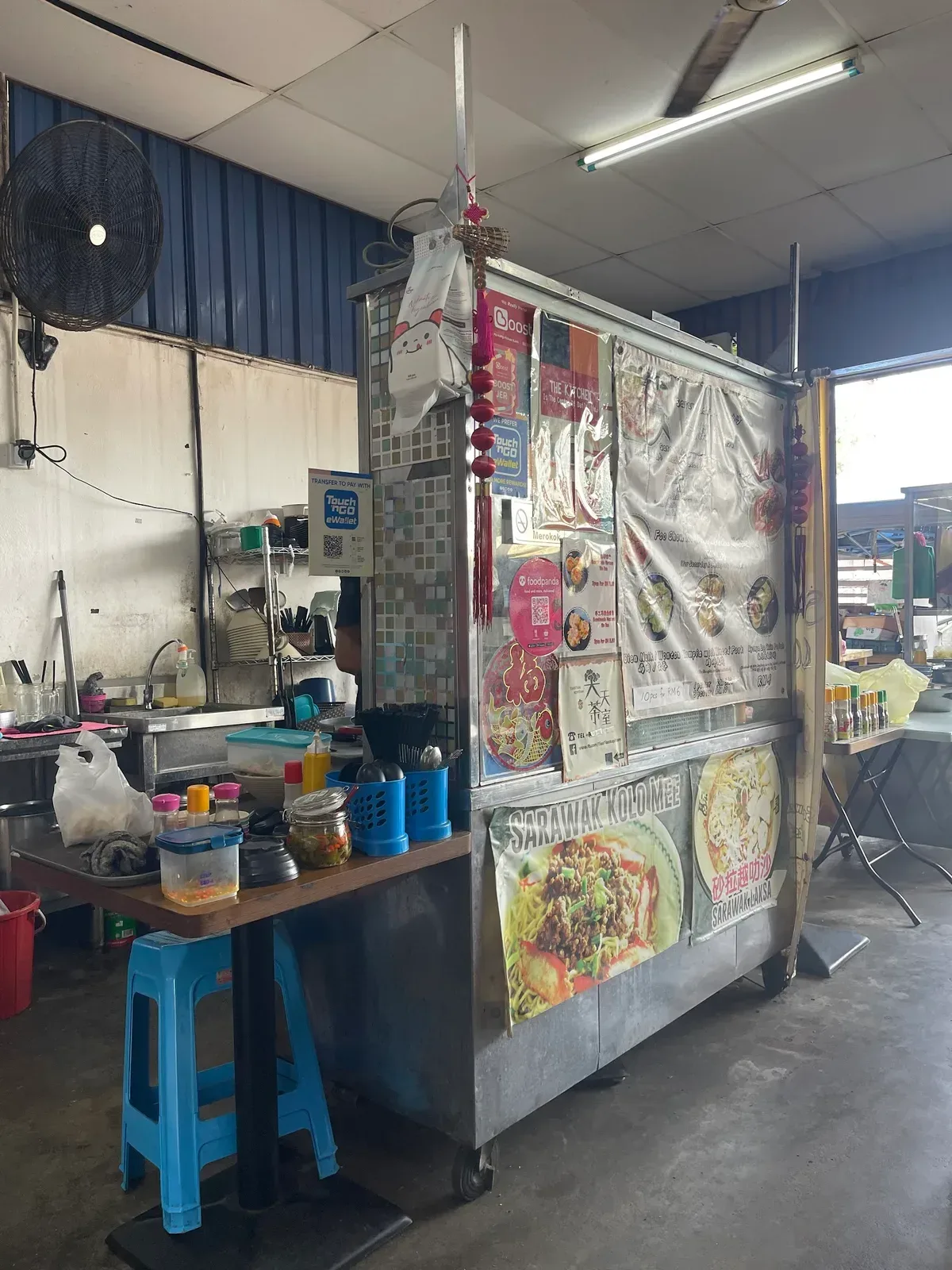 Tian Tian Kopitiam (Sarawak Kolo Mee) — interior