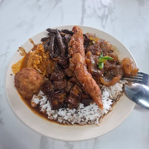 Tian Xiang Coffee Shop Mixed Rice — dish