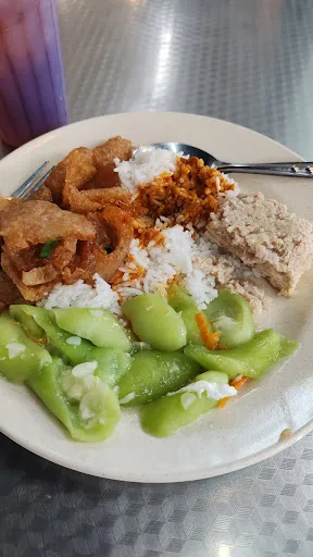 Tian Xiang Coffee Shop Mixed Rice — dish