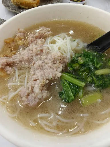 Tong Lek 8 Cafe — dish