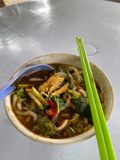 Under The Tree Laksa — dish