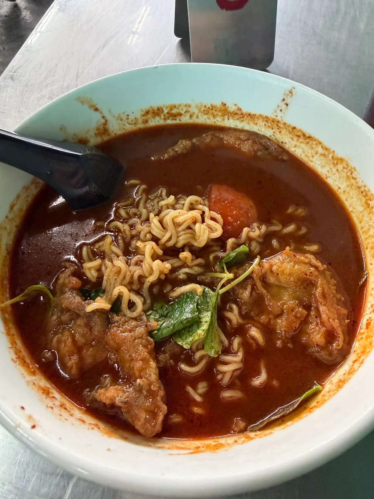 Tom yam fried fish maggi