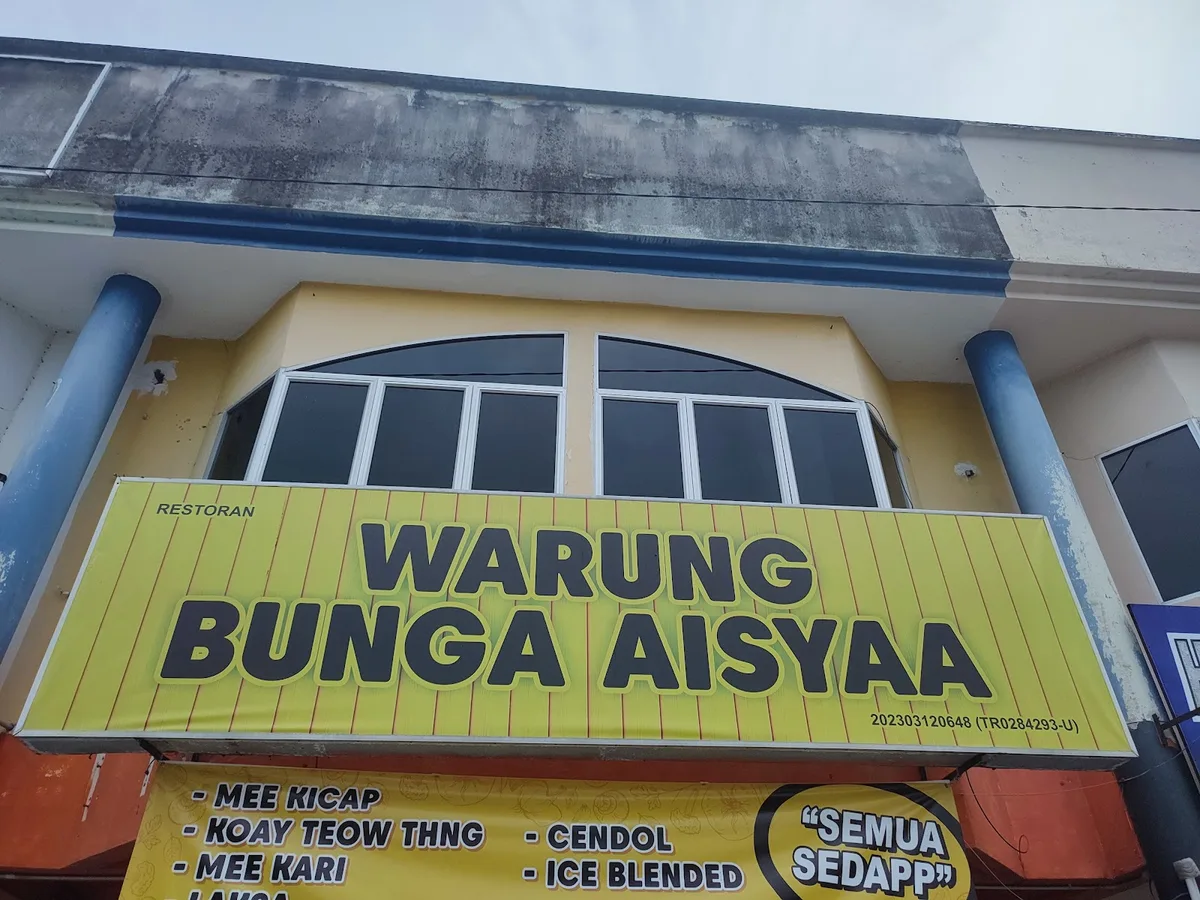 Warung Bunga Aisyaa shopfront sign