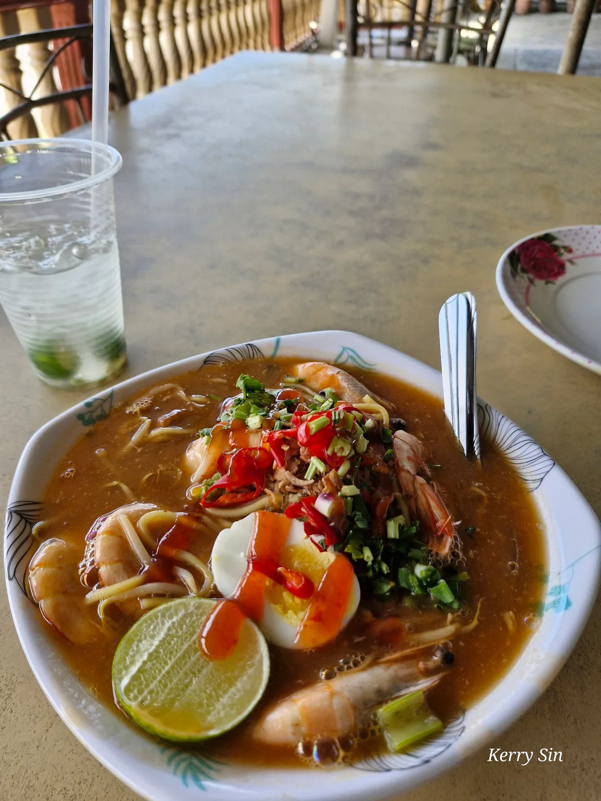 Mee udang in prawn gravy