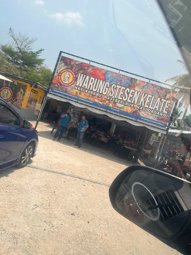Warung Stesen Kelate — exterior