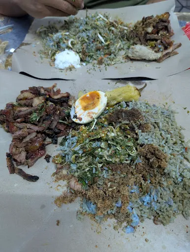 Warung Stesen Kelate — dish