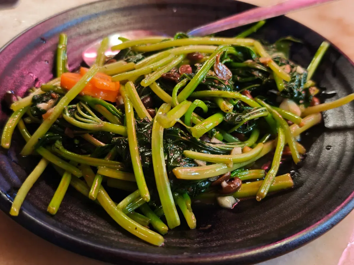 Weld Quay (Tree Shade) Da Shu Xia Seafood House — signature dish