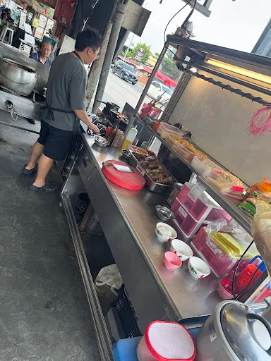 WEN HUA BAK KUT TEH 巴生文化肉骨茶 — interior