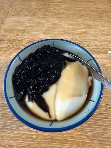 Woong Kee Beancurd — dish