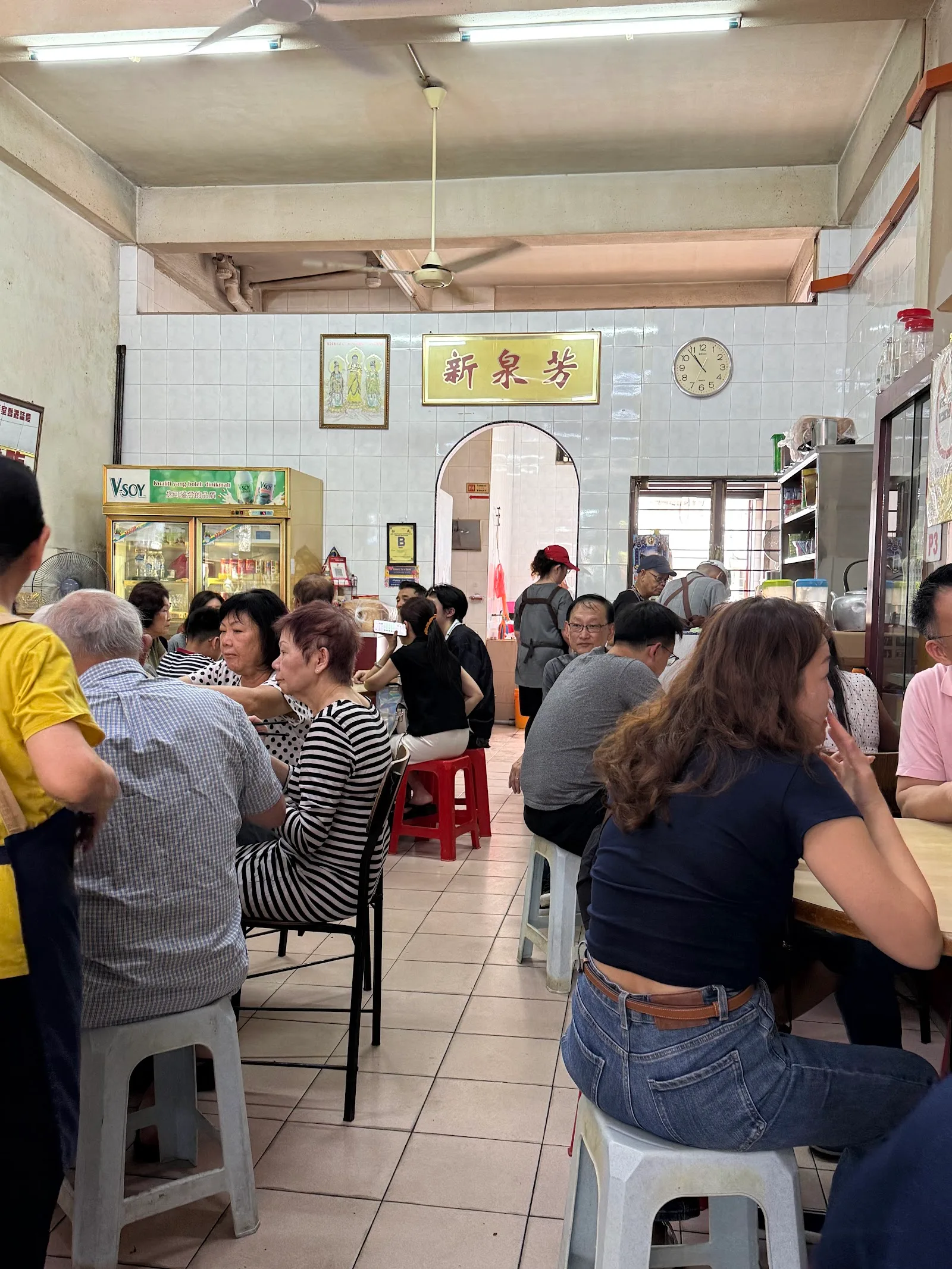 Restoran Xin Quan Fang 新泉芳 — interior