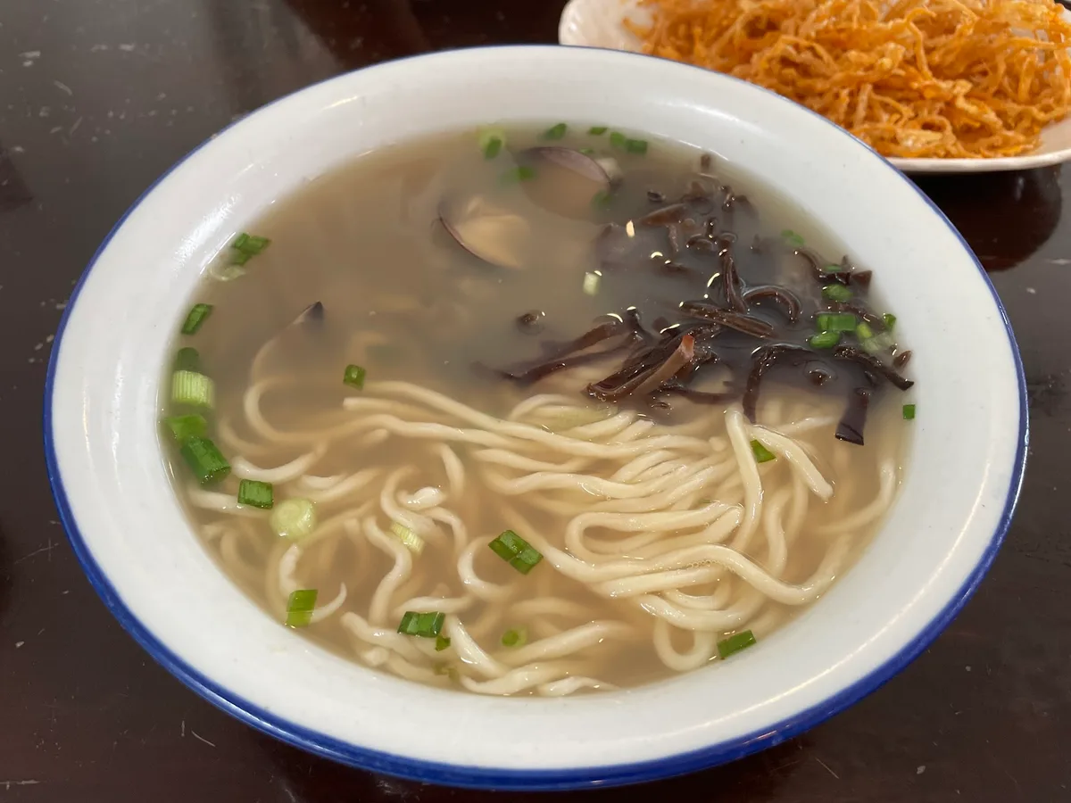 Pan mee soup