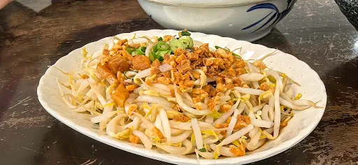 Xing Fu Noodle House 幸福面馆 (Ah Gu Pan Mee 阿牛板面) — dish