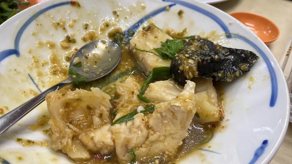Yam Yam Restaurant (Restoran Makanan Laut Yam Yam) — signature dish