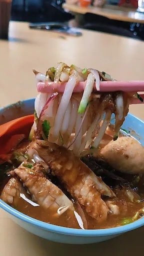 Yee Hai Kopitiam Laksa — signature dish
