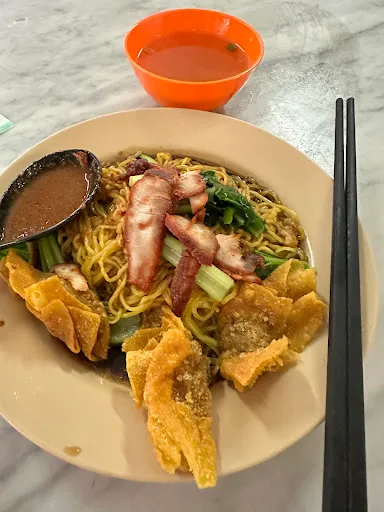 Yee Keng Cafe & Restaurant Wantan Mee — dish