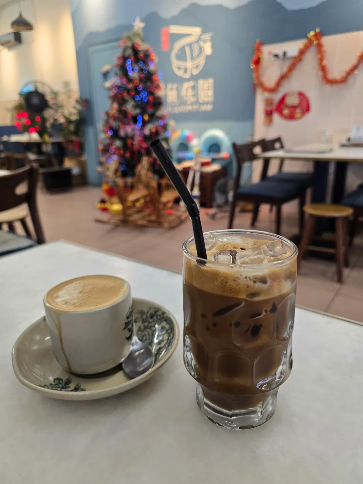 YLQ Kopitiam — interior
