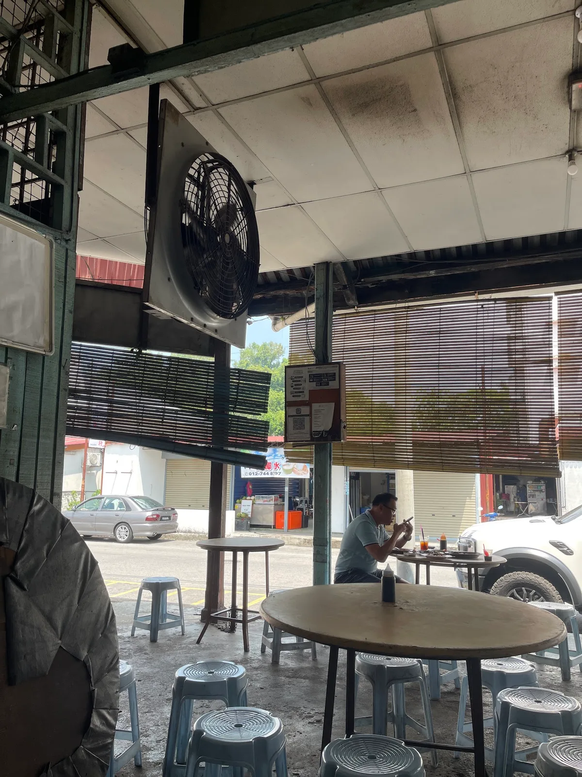 Yoong Kee — interior