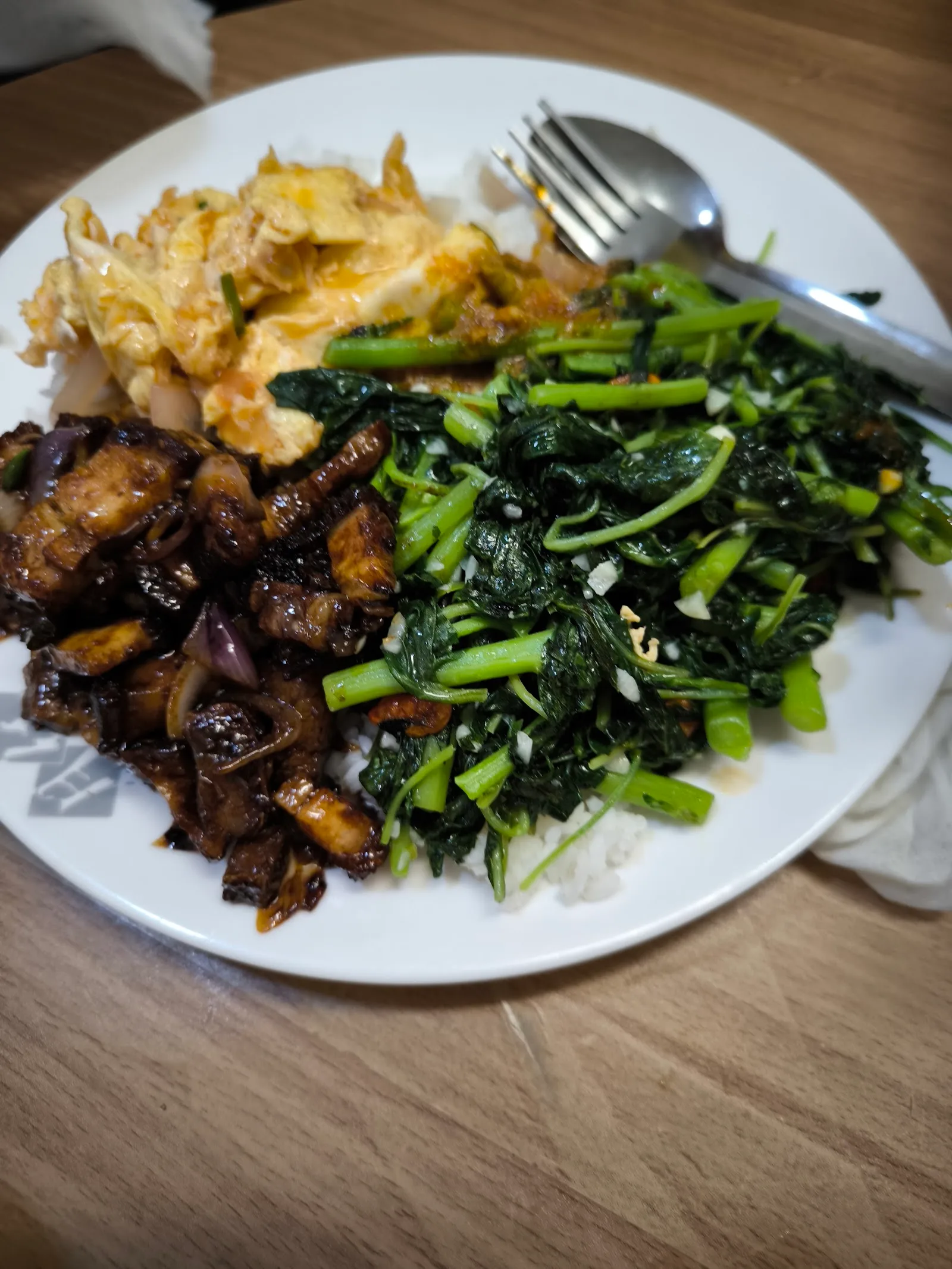 月紅传统家乡菜肴 YueHong Food — dish