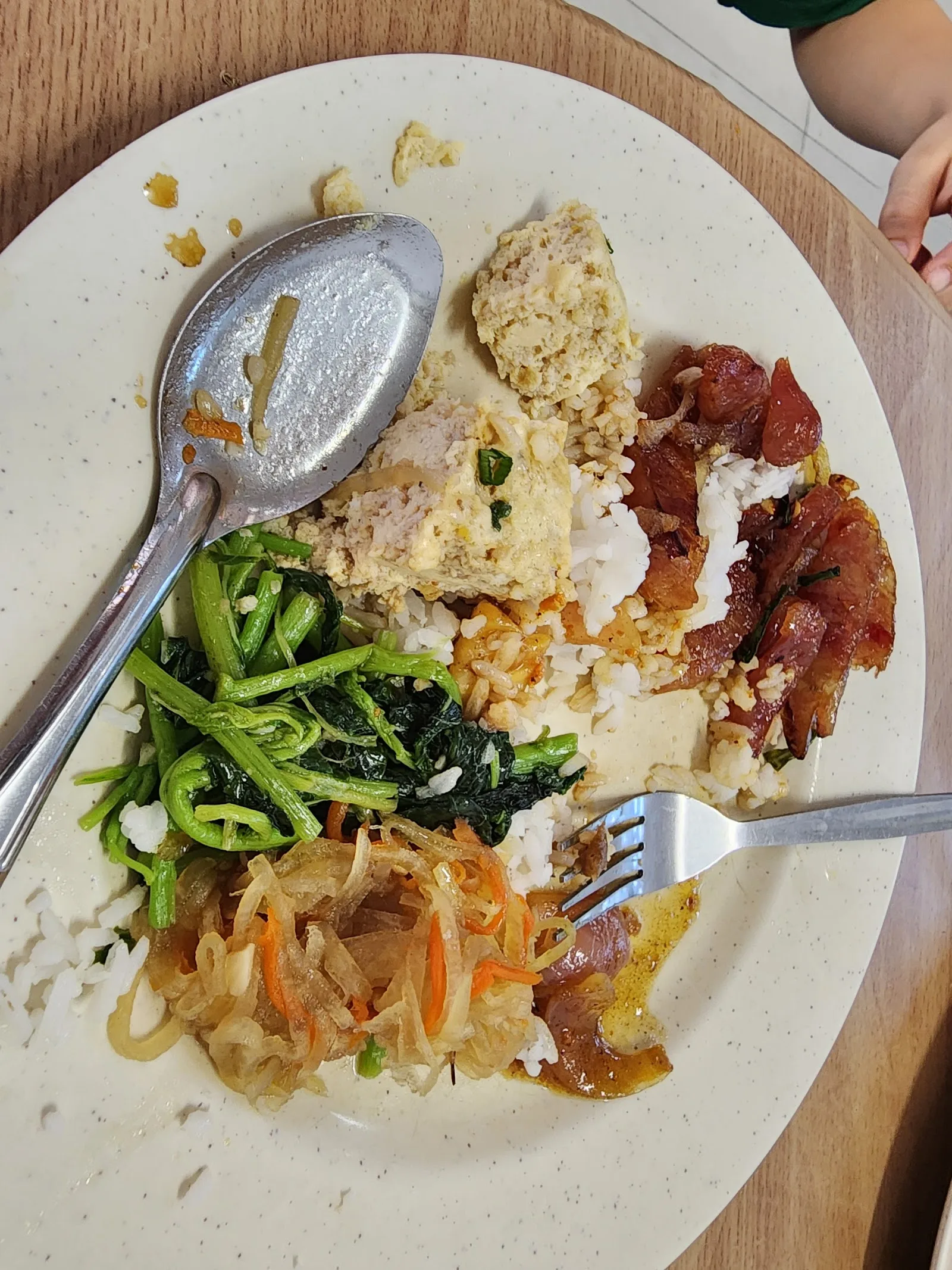 月紅传统家乡菜肴 YueHong Food — dish